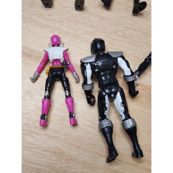 Power Rangers Figurine Lot – Assorted Characters - Picture 3 of 10